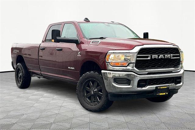 2020 RAM 3500 Tradesman Crew Cab 4x4 8 Box