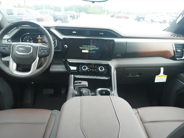 2024 GMC Sierra 1500 4WD Crew Cab Short Box Denali