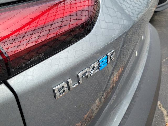 2024 Chevrolet V Blazer eAWD LT