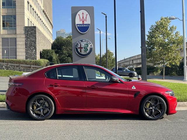 2024 Alfa Romeo Giulia GIULIA QUADRIFOGLIO CARBON RWD