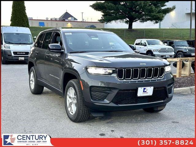 2024 Jeep Grand Cherokee GRAND CHEROKEE LAREDO X 4X4