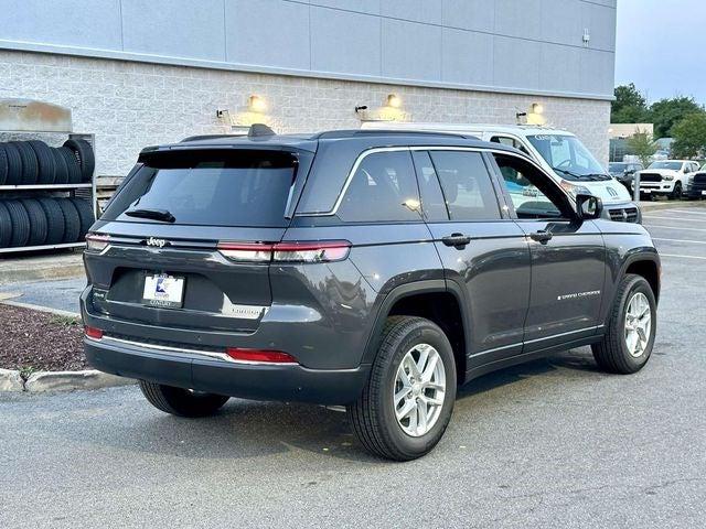 2024 Jeep Grand Cherokee GRAND CHEROKEE LAREDO X 4X4