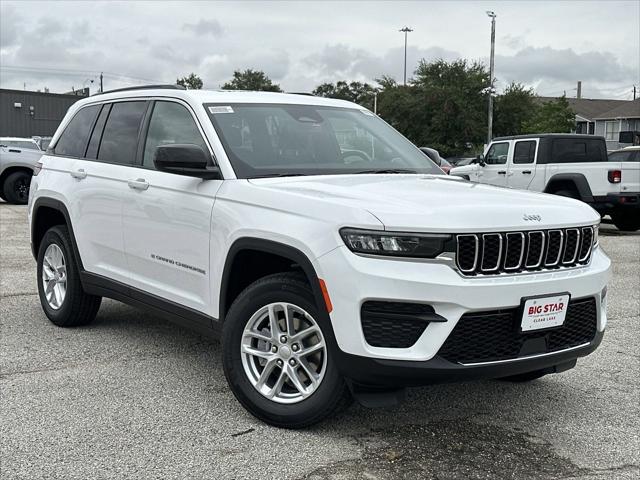 2024 Jeep Grand Cherokee GRAND CHEROKEE LAREDO X 4X4