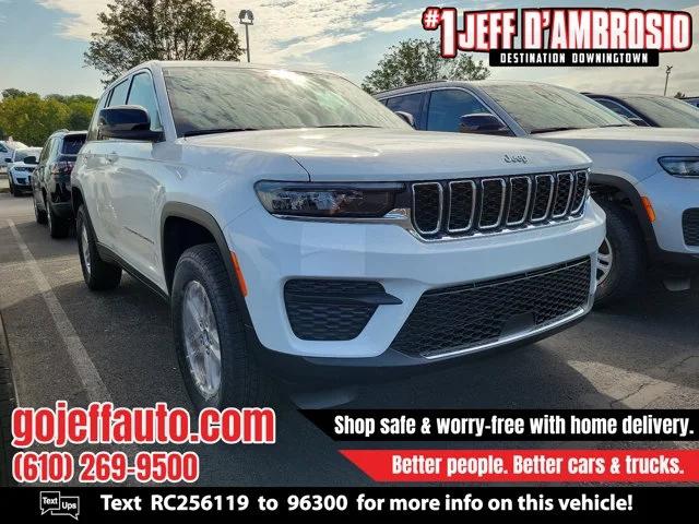 2024 Jeep Grand Cherokee GRAND CHEROKEE LAREDO 4X4