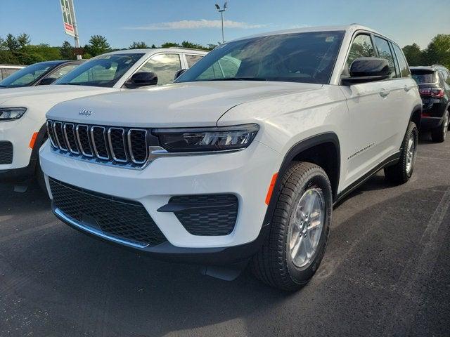 2024 Jeep Grand Cherokee GRAND CHEROKEE LAREDO 4X4