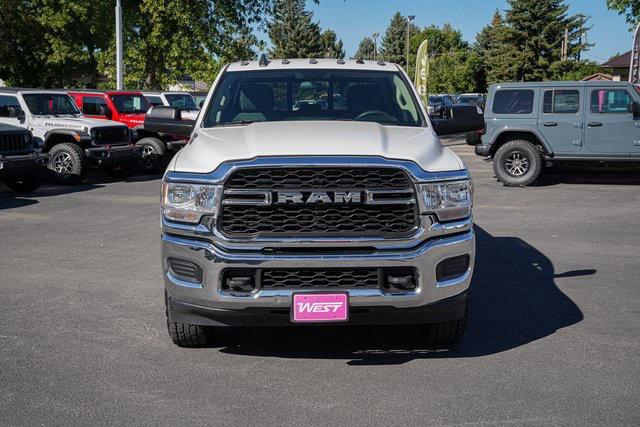 2020 RAM 2500 Tradesman Crew Cab 4X4 8 Box