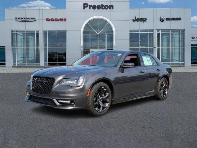 2023 Chrysler Chrysler 300 300 TOURING L RWD