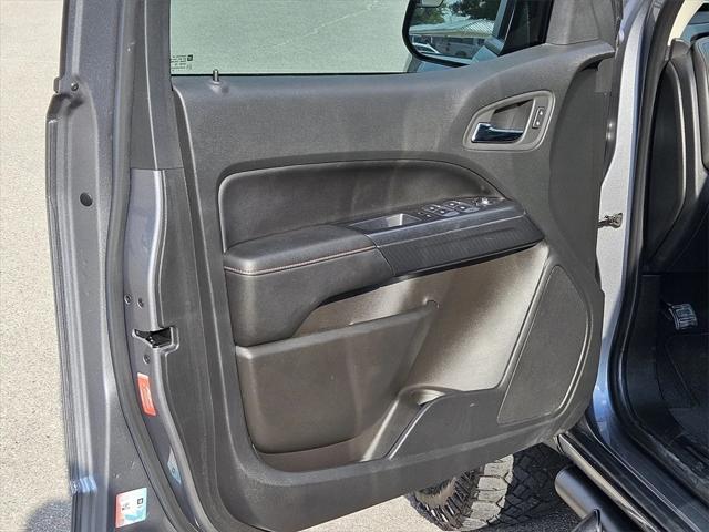 2022 GMC Canyon 4WD Crew Cab Short Box AT4 - Leather