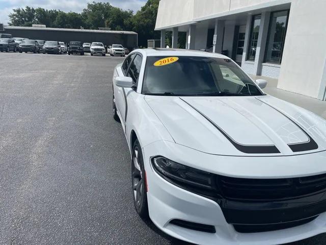 2016 Dodge Charger SXT