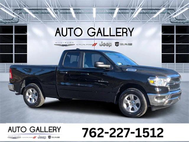 2024 RAM 1500 Tradesman Quad Cab 4x4 64 Box