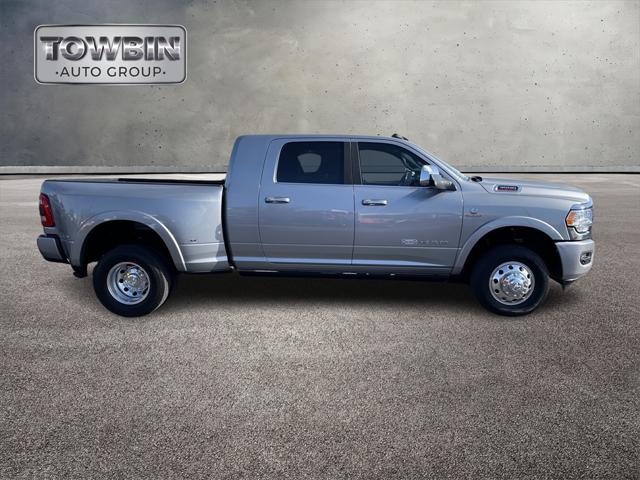 2022 RAM 3500 Limited Longhorn Mega Cab 4x4 64 Box