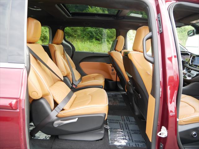 2023 Chrysler Pacifica Pinnacle AWD