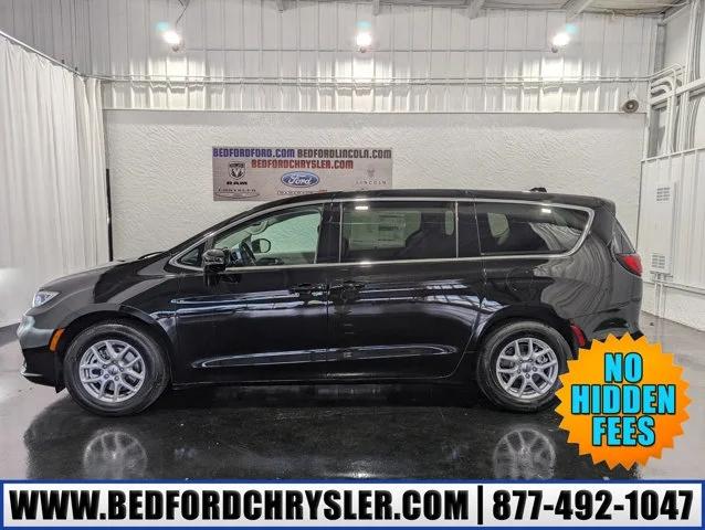 2024 Chrysler Pacifica PACIFICA TOURING L