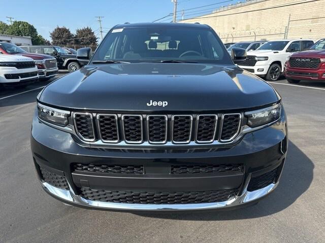 2024 Jeep Grand Cherokee GRAND CHEROKEE L LAREDO X 4X4