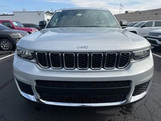 2024 Jeep Grand Cherokee GRAND CHEROKEE L LAREDO X 4X4