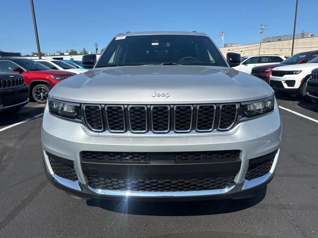 2024 Jeep Grand Cherokee GRAND CHEROKEE L LAREDO X 4X4