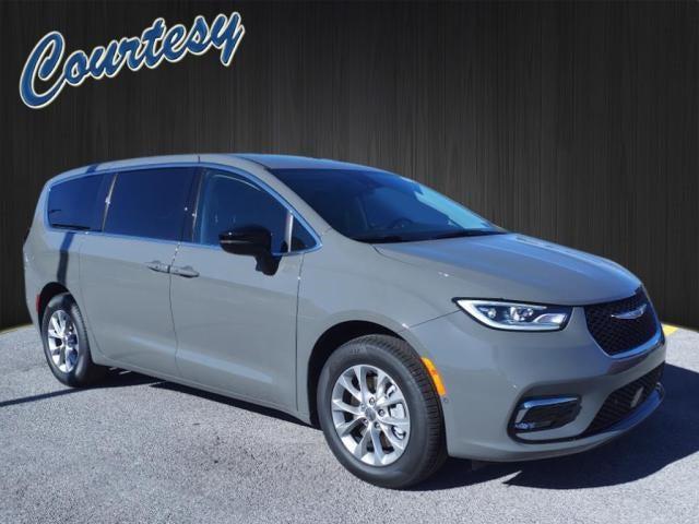 2024 Chrysler Pacifica PACIFICA TOURING L AWD