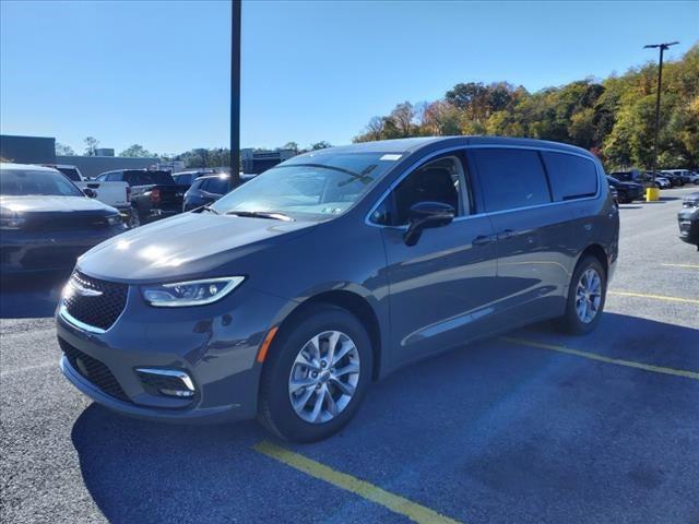 2024 Chrysler Pacifica PACIFICA TOURING L AWD