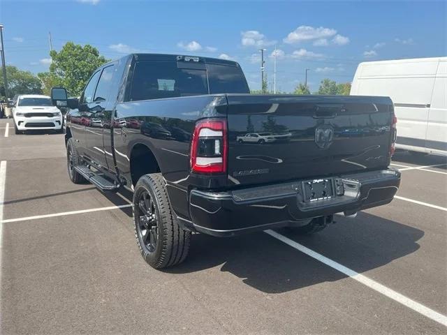 2024 RAM 2500 Laramie Crew Cab 4x4 64 Box