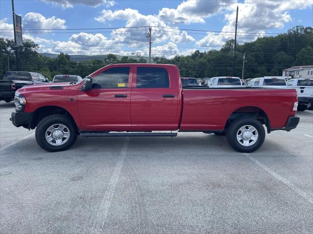 2023 RAM 2500 Tradesman Crew Cab 4x4 8 Box