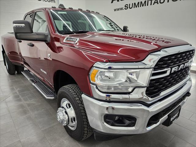 2023 RAM 3500 Big Horn Crew Cab 4x4 8 Box