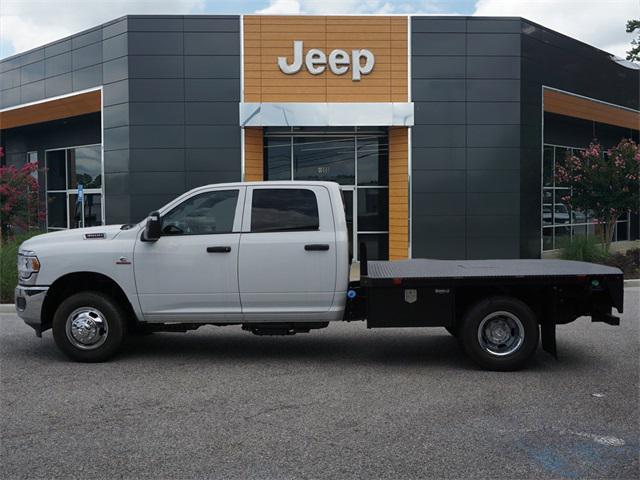 2024 RAM Ram 3500 Chassis Cab RAM 3500 TRADESMAN CREW CAB CHASSIS 4X4 60 CA