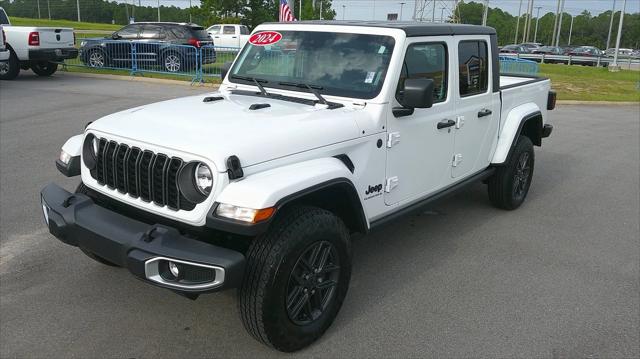 2024 Jeep Gladiator Sport S