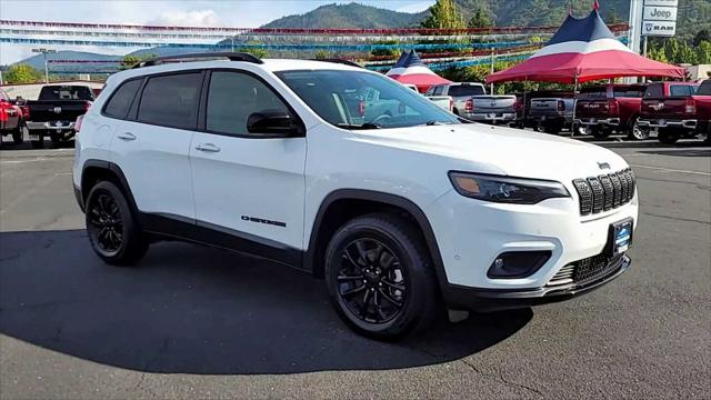 2023 Jeep Cherokee Altitude Lux 4x4