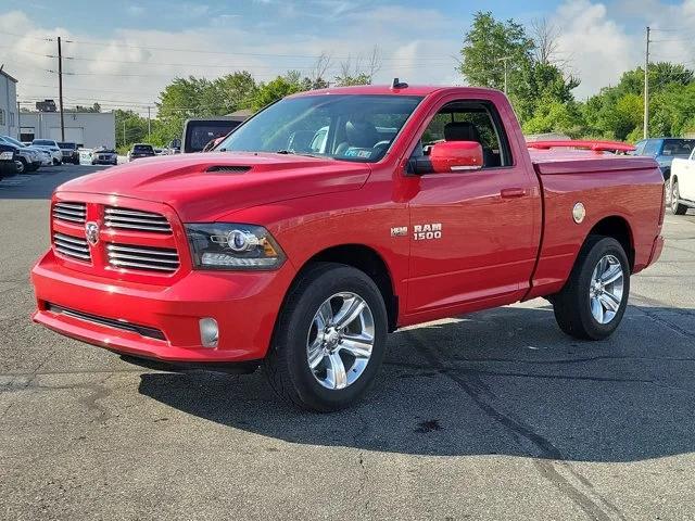 2017 RAM 1500 Sport Regular Cab 4x4 64 Box