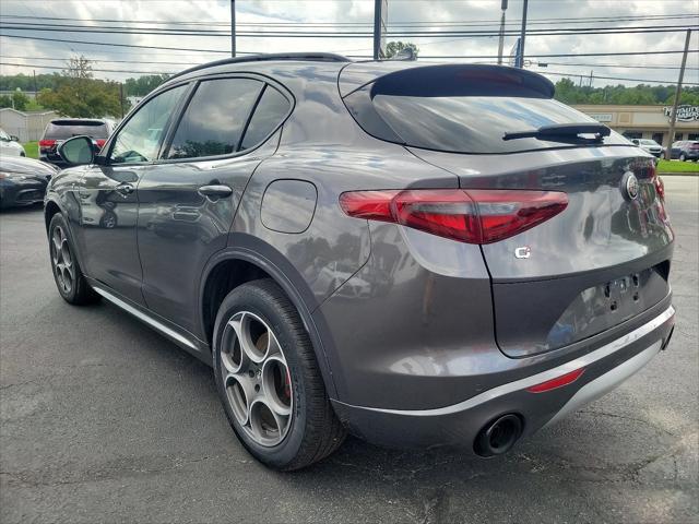 2022 Alfa Romeo Stelvio Ti AWD