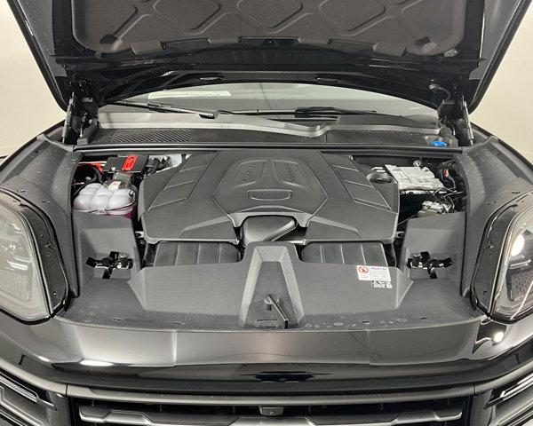 2024 Porsche Cayenne AWD
