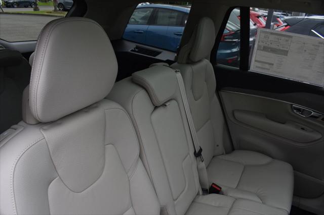 2025 Volvo XC90 Plug-In Hybrid Plus