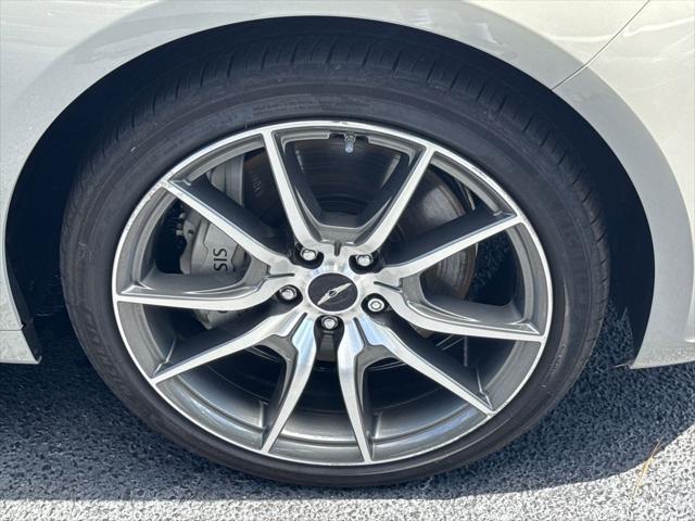 2025 Genesis G70 2.5T RWD