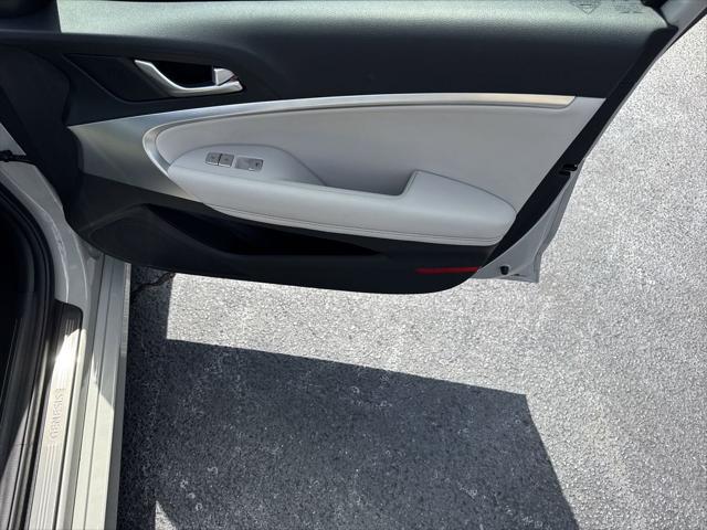 2025 Genesis G70 2.5T RWD