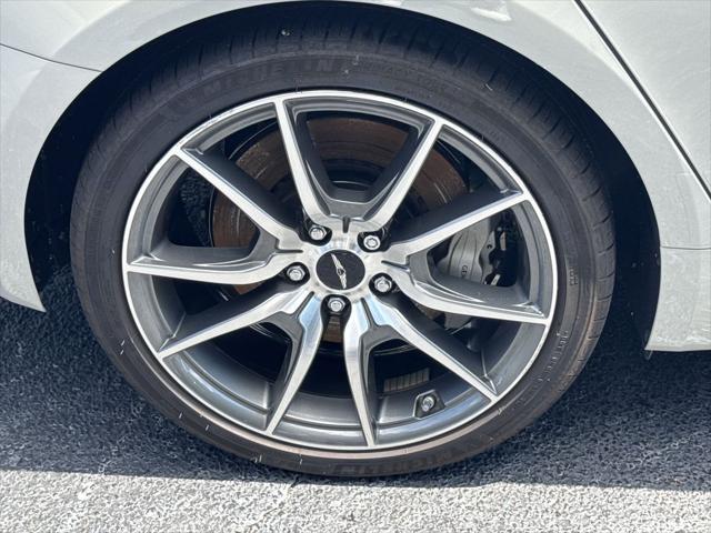 2025 Genesis G70 2.5T RWD