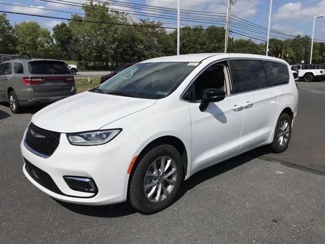 2024 Chrysler Pacifica PACIFICA TOURING L AWD