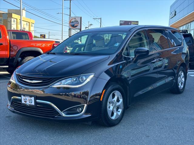 2018 Chrysler Pacifica Hybrid Touring Plus