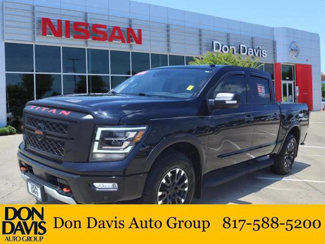 2021 Nissan TITAN Crew Cab PRO-4X 4x4