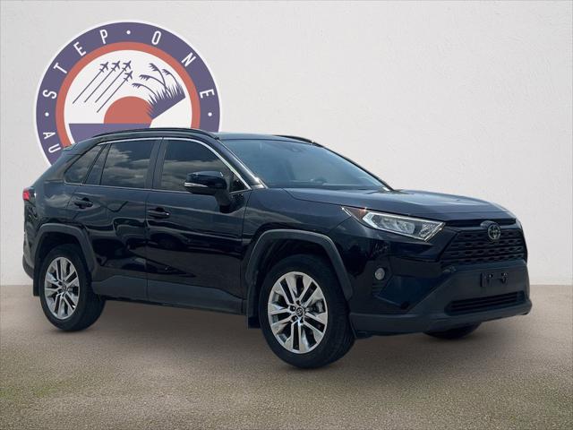 2019 Toyota RAV4 XLE Premium