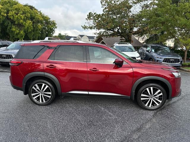 2023 Nissan Pathfinder Platinum 4WD