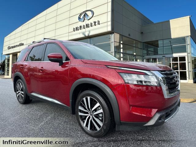 2023 Nissan Pathfinder Platinum 4WD