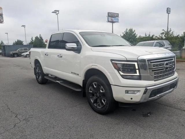 2023 Nissan TITAN Crew Cab Platinum Reserve 4x4