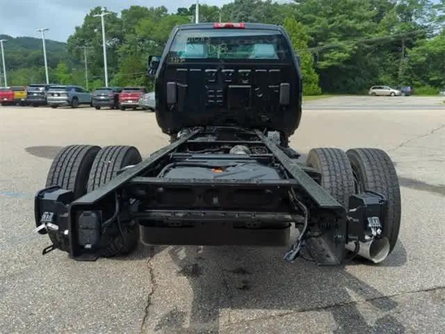 2024 Chevrolet Silverado 6500HD 1WT