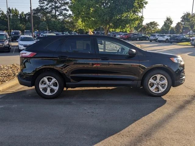 2021 Ford Edge SE