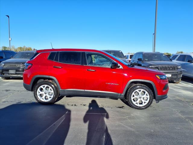 2025 Jeep Compass COMPASS SPORT 4X4