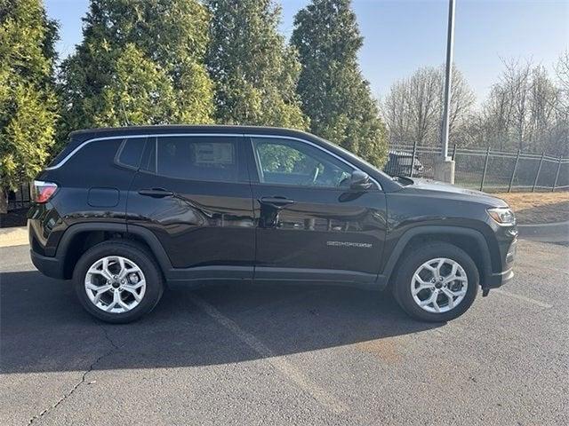 2025 Jeep Compass COMPASS SPORT 4X4