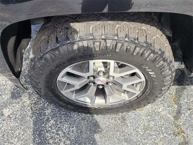 2021 GMC Canyon 4WD Crew Cab Short Box AT4 - Cloth