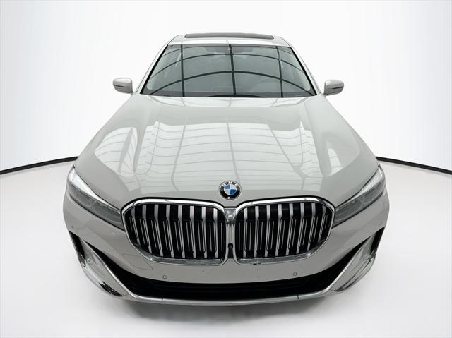 2021 BMW 740i 740i