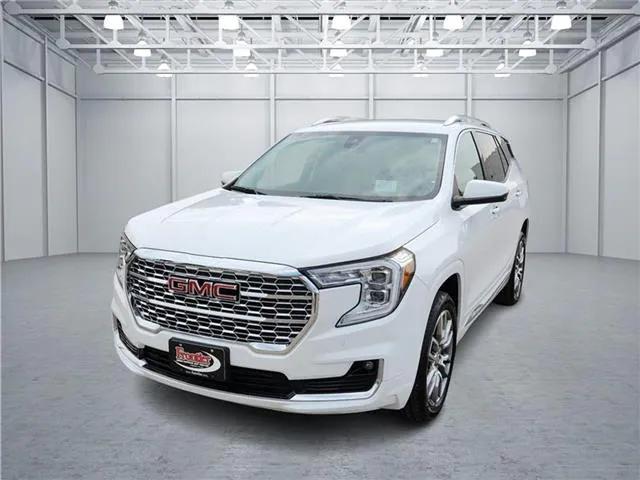 2023 GMC Terrain AWD Denali