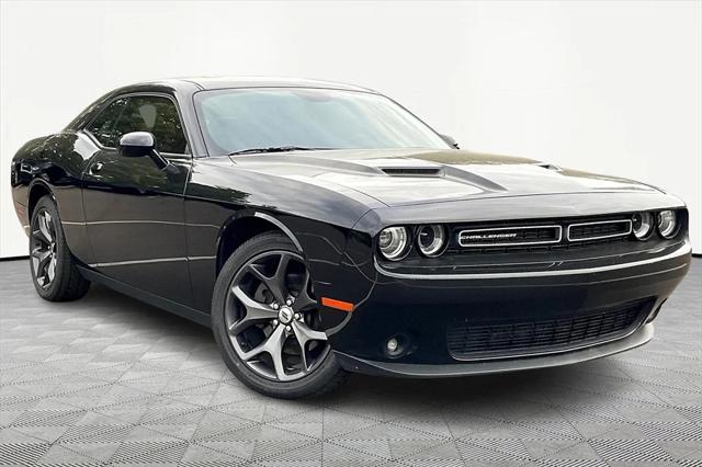 2018 Dodge Challenger SXT Plus